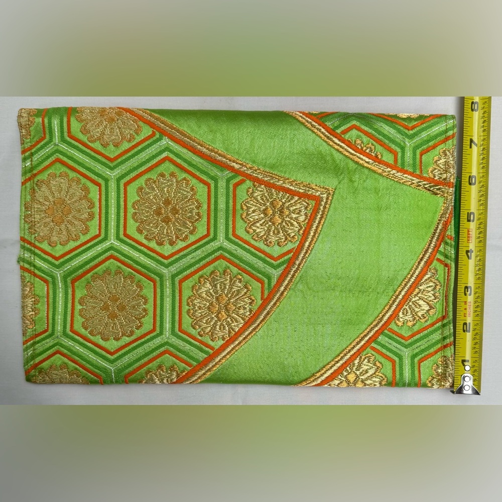 Vibrant Green and Gold Women's Clutch - Picture 6 of 6